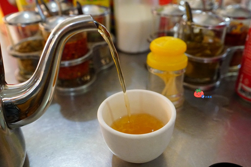 金邊早餐 Phka Riek Restaurant 牛肉湯配法國麵包很可以!