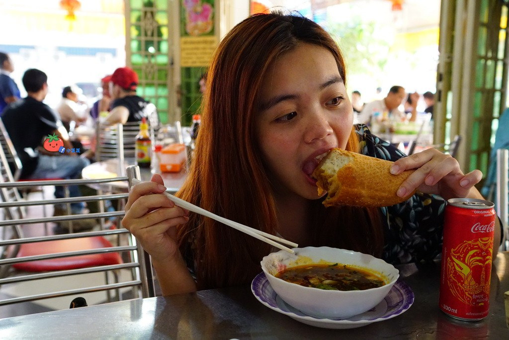 金邊早餐 Phka Riek Restaurant 牛肉湯配法國麵包很可以!